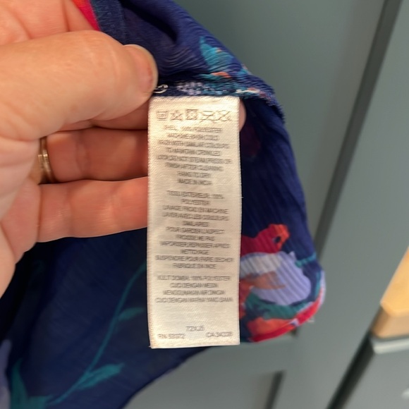 French Connection Sleeveless Floral Blouse - Picture 5 of 5